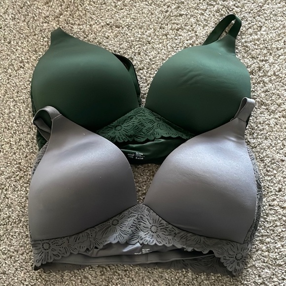 Aerie bras 32DD - Picture 1 of 10